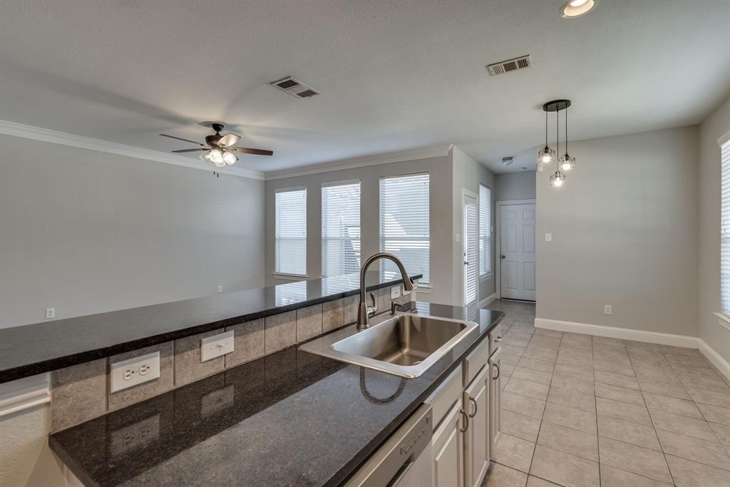 Verde, Irving, TX 75039