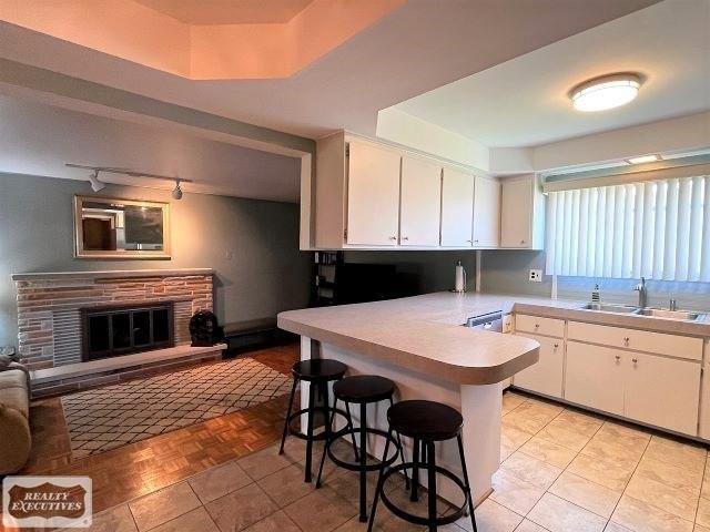 Dryden Dr, Sterling Heights, MI 48312