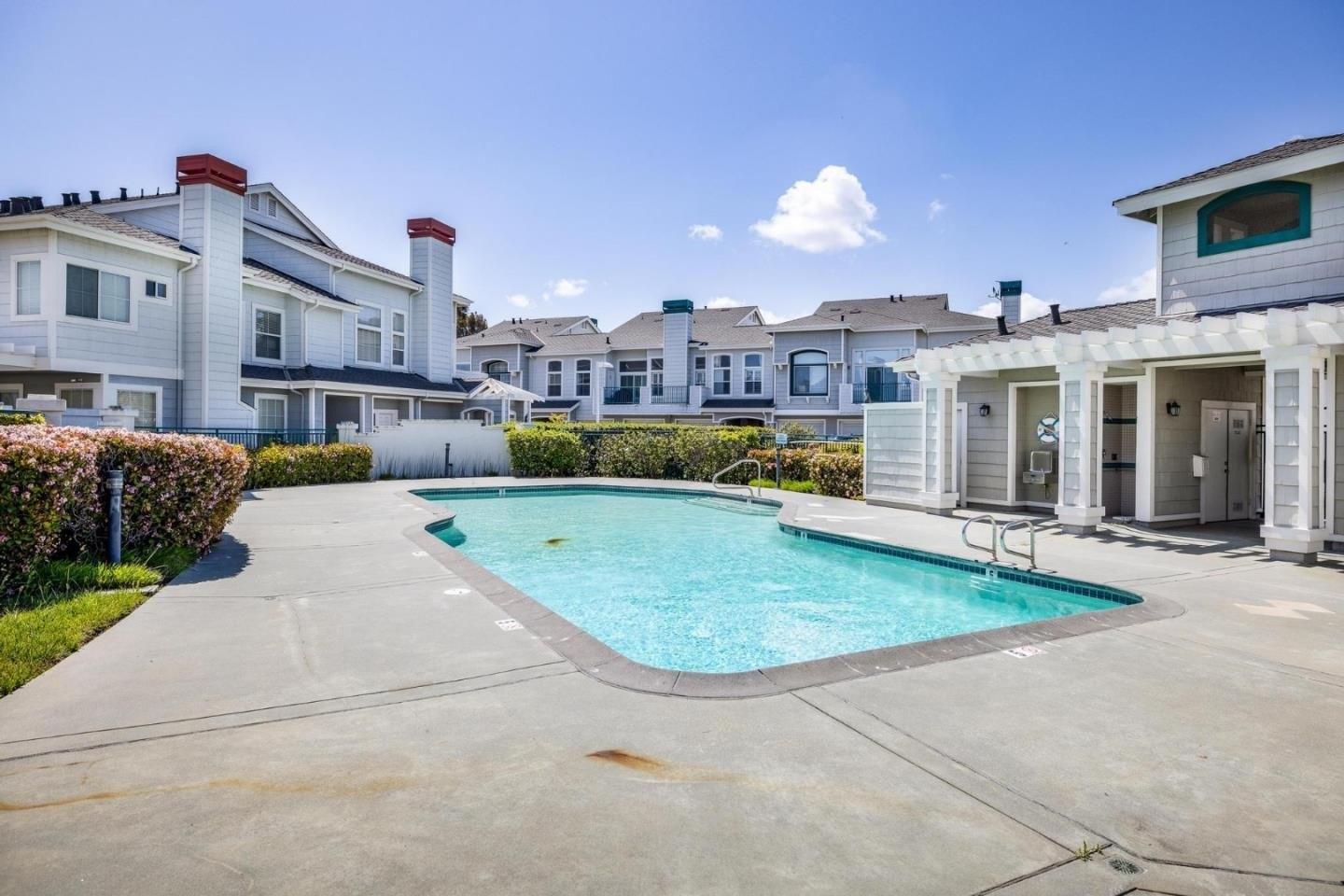 Shoal Cir, Redwood City, CA 94065