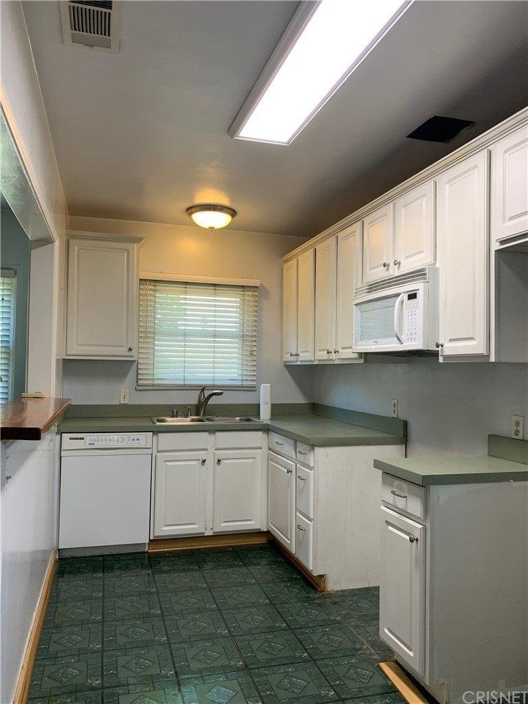 N California St, Burbank, CA 91505