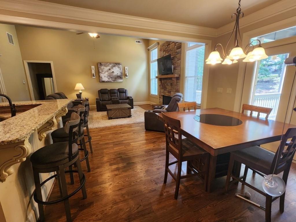 Evie Ln, Canton, GA 30115