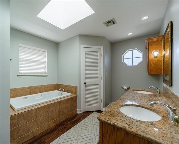 E Reynolds Rd, Mcalester, OK 74501