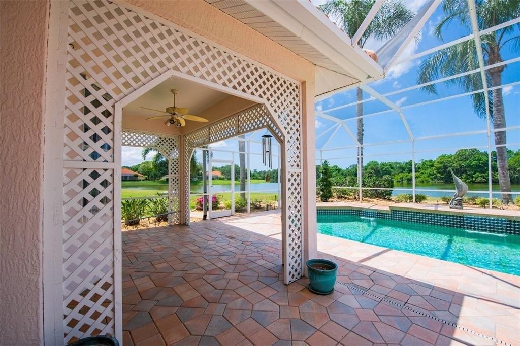 Eagle Lake Dr, Sarasota, FL 34241