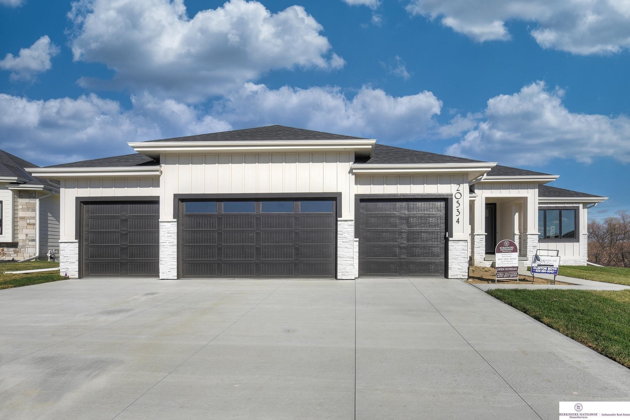 Jaynes St, Elkhorn, NE 68022