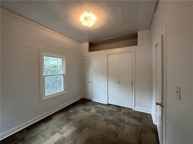 W 44th Ave, Kansas City, KS 66103