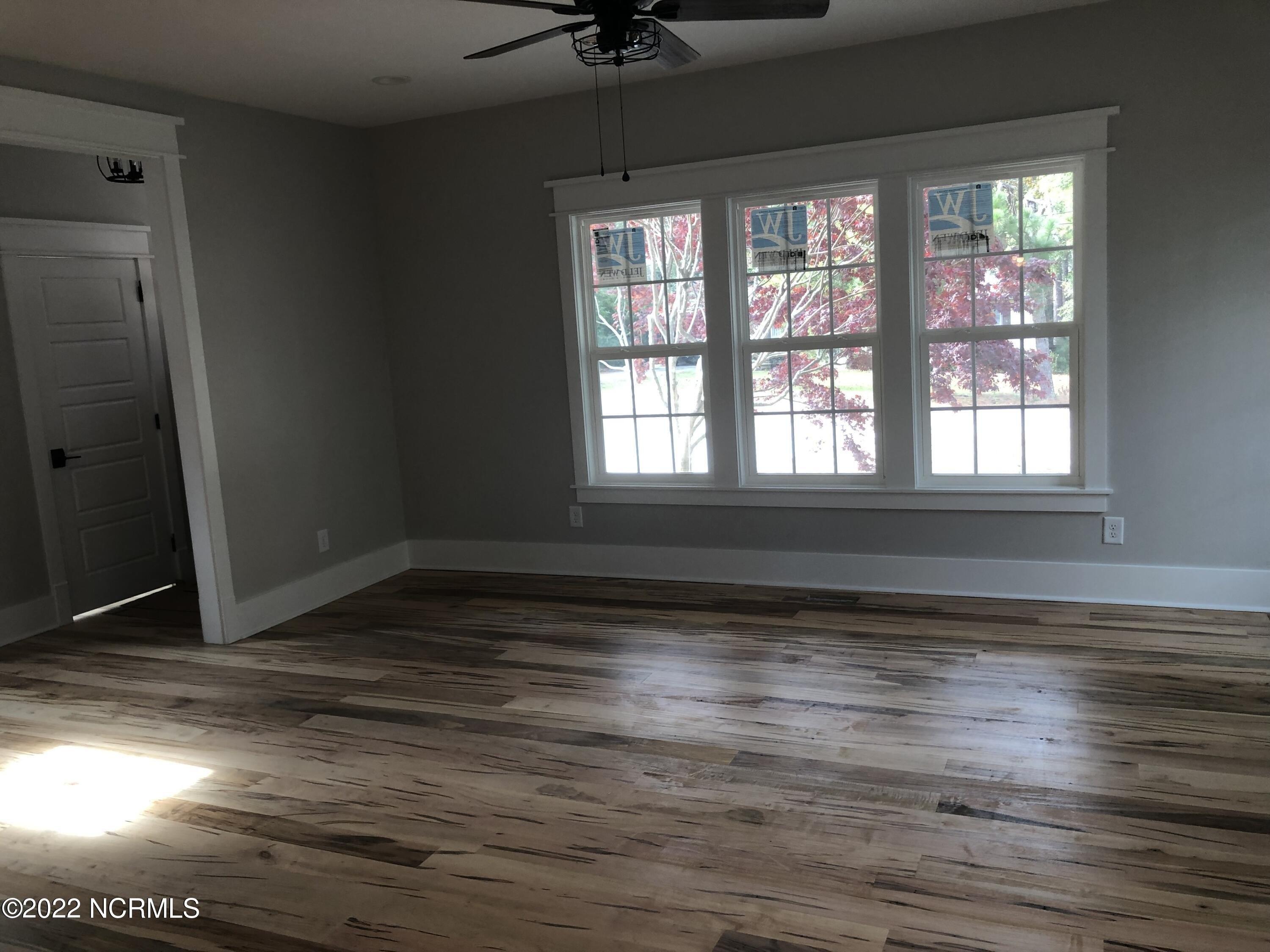 W New Jersey Ave, Southern Pines, NC 28387