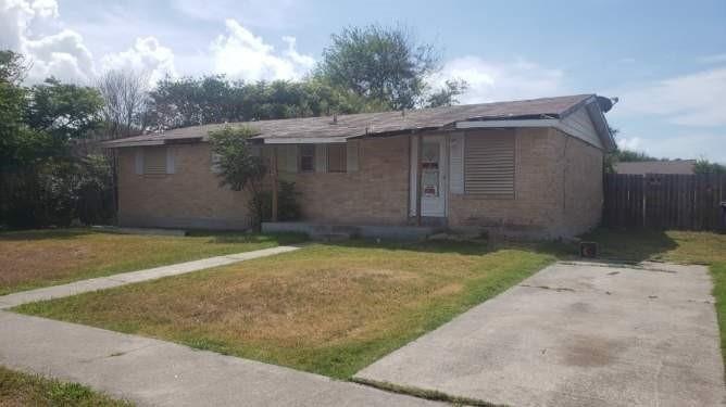 Northcliff Dr, Portland, TX 78374