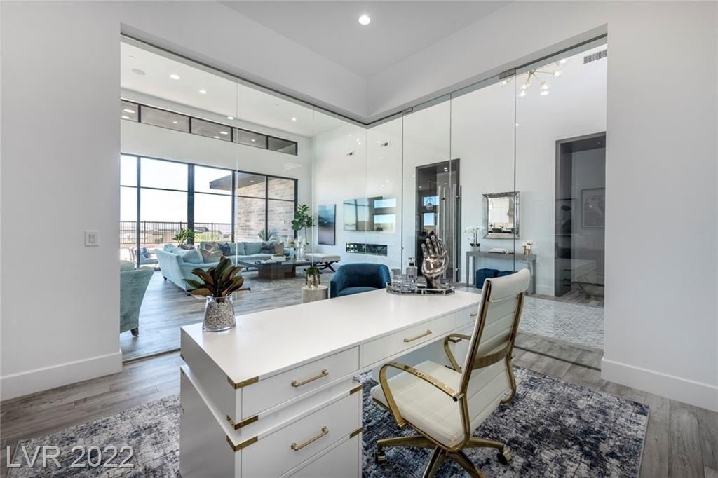 Sanctuary Cove Ct, Las Vegas, NV 89135