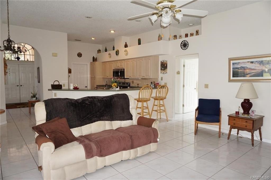 N Crystal Meadow Path, Lecanto, FL 34461