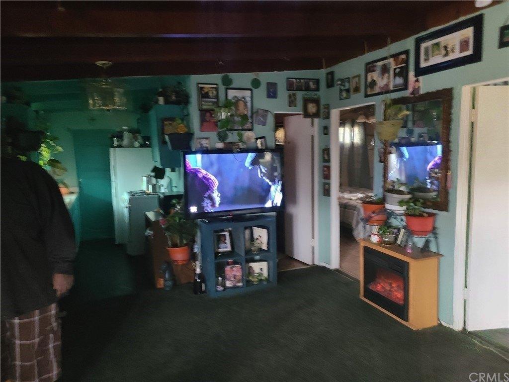 Girard St, Hemet, CA 92544