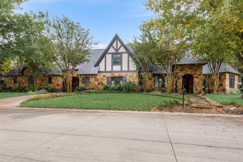 Laurel Valley Dr, Fort Worth, TX 76132