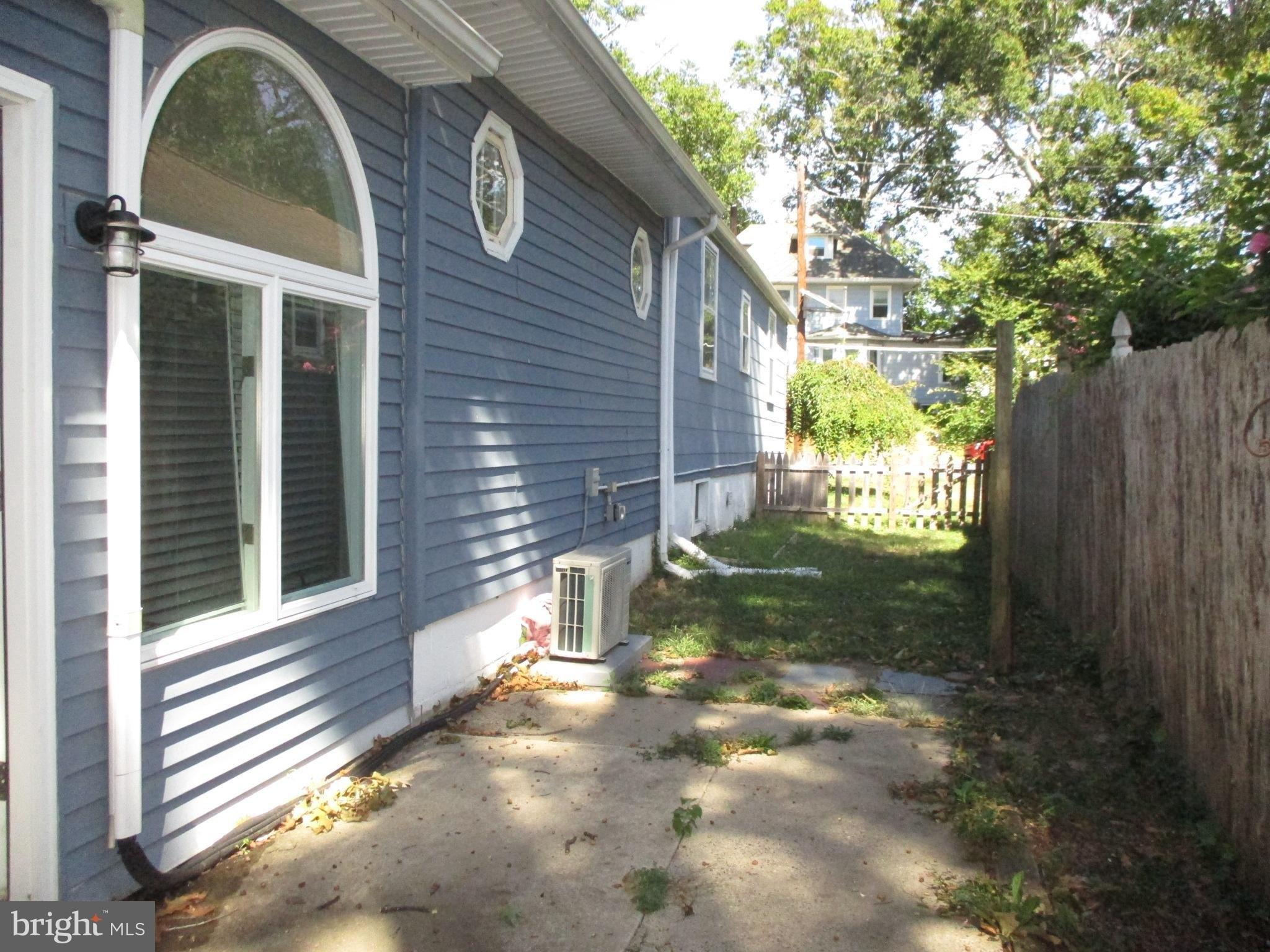Oakland Ave, Audubon, NJ 08106