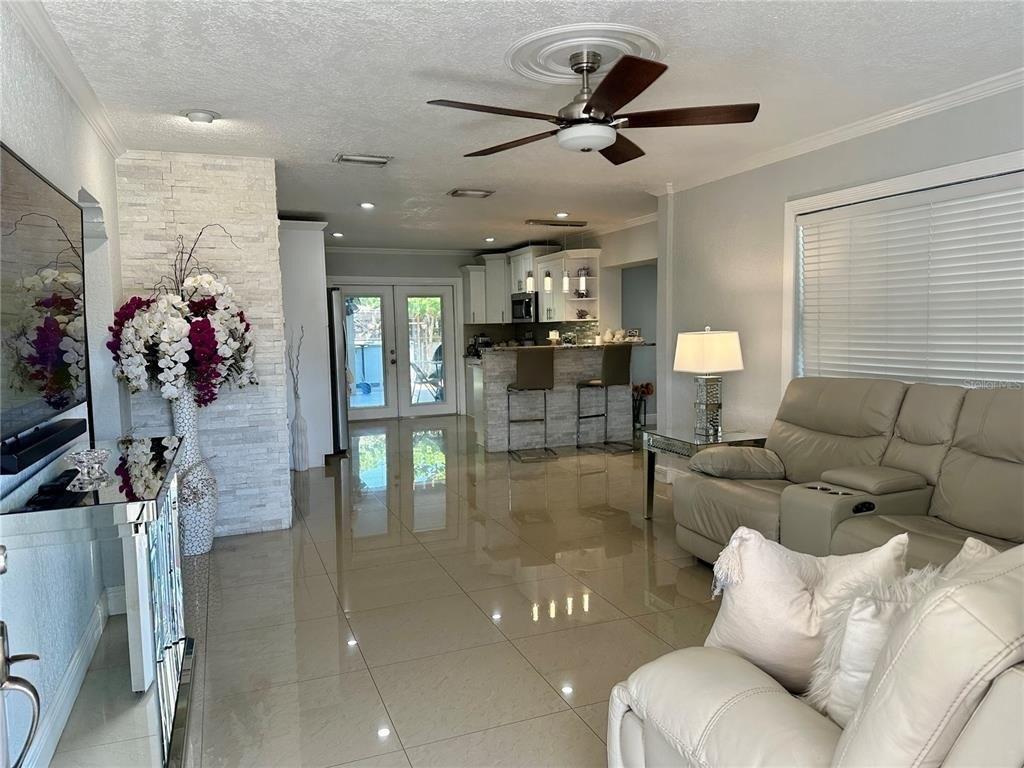W Braddock St, Tampa, FL 33607