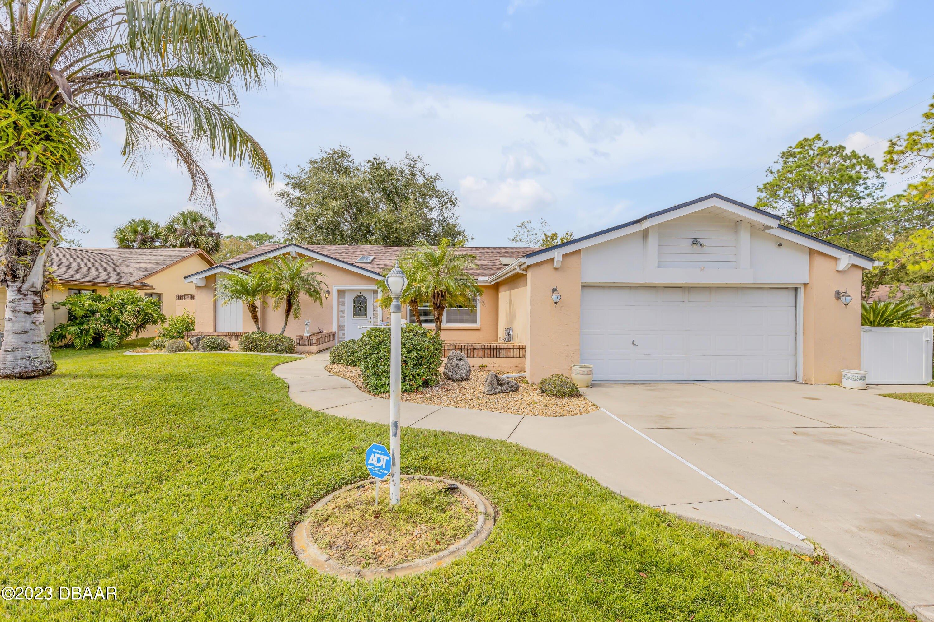 Windermere Pl, Palm Coast, FL 32164