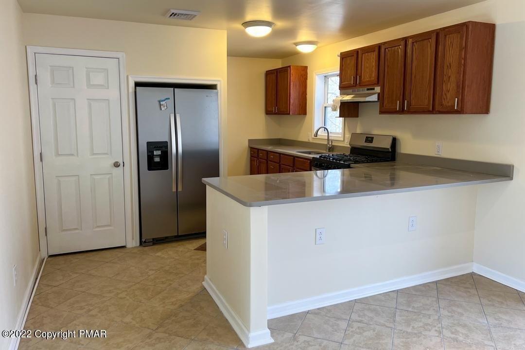 Country Place Dr, Tobyhanna, PA 18466