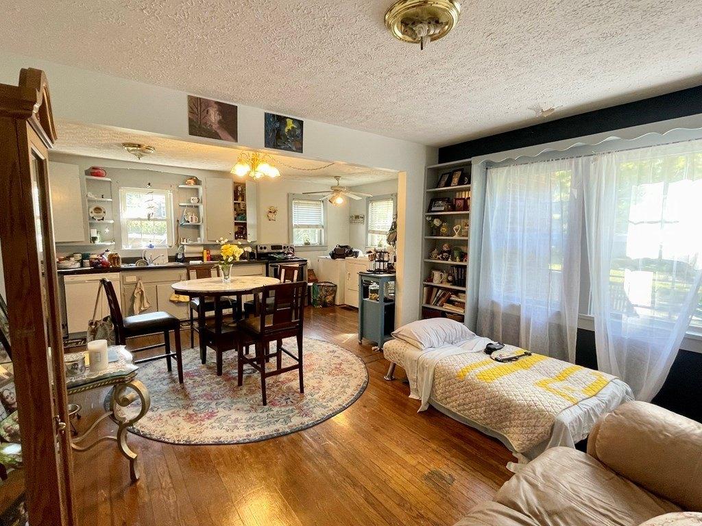 S College St, Smithville, TN 37166