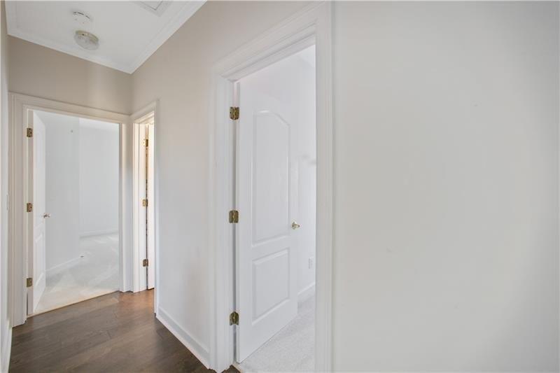 Lewis Ridge Cir, Lawrenceville, GA 30045