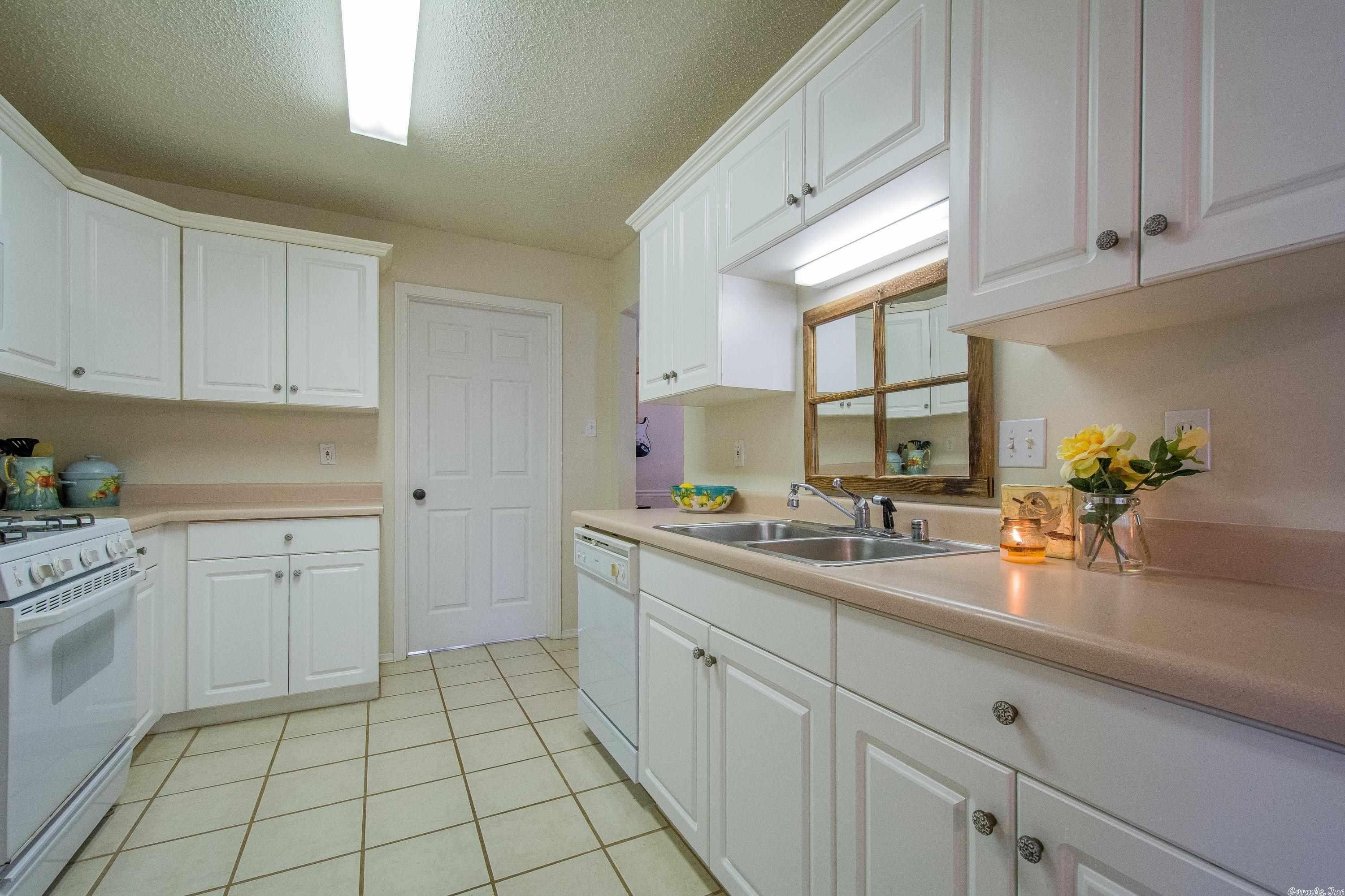 Andrew Dr, Bryant, AR 72022