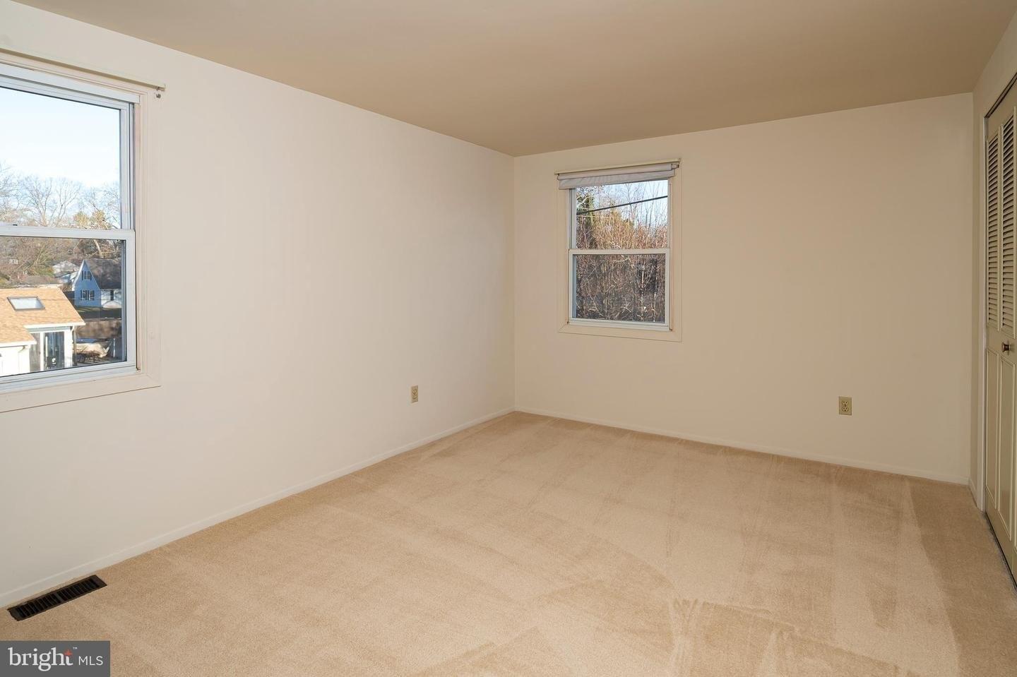 Raritan Ln, Bowie, MD 20715