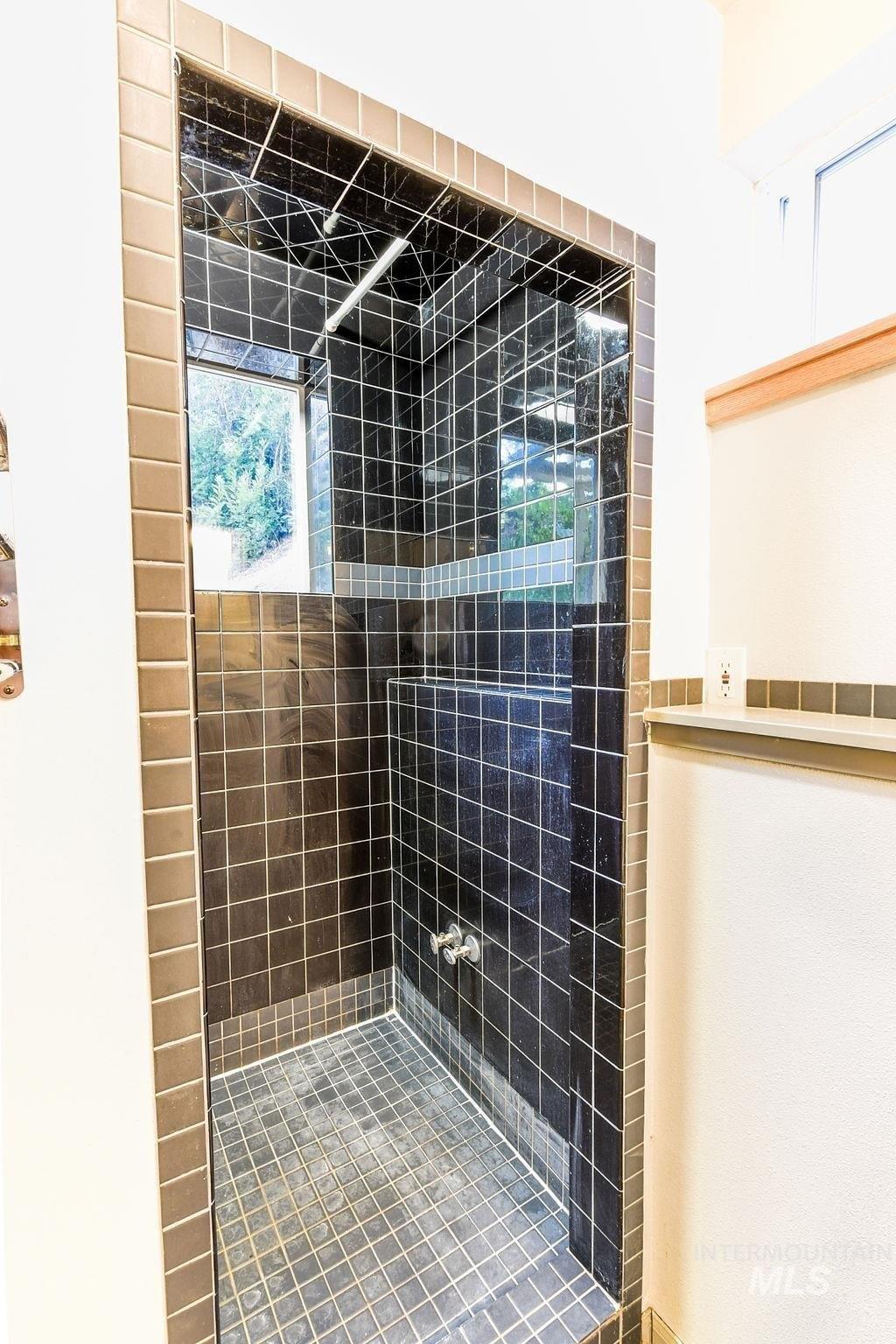 Border Ln, Moscow, ID 83843