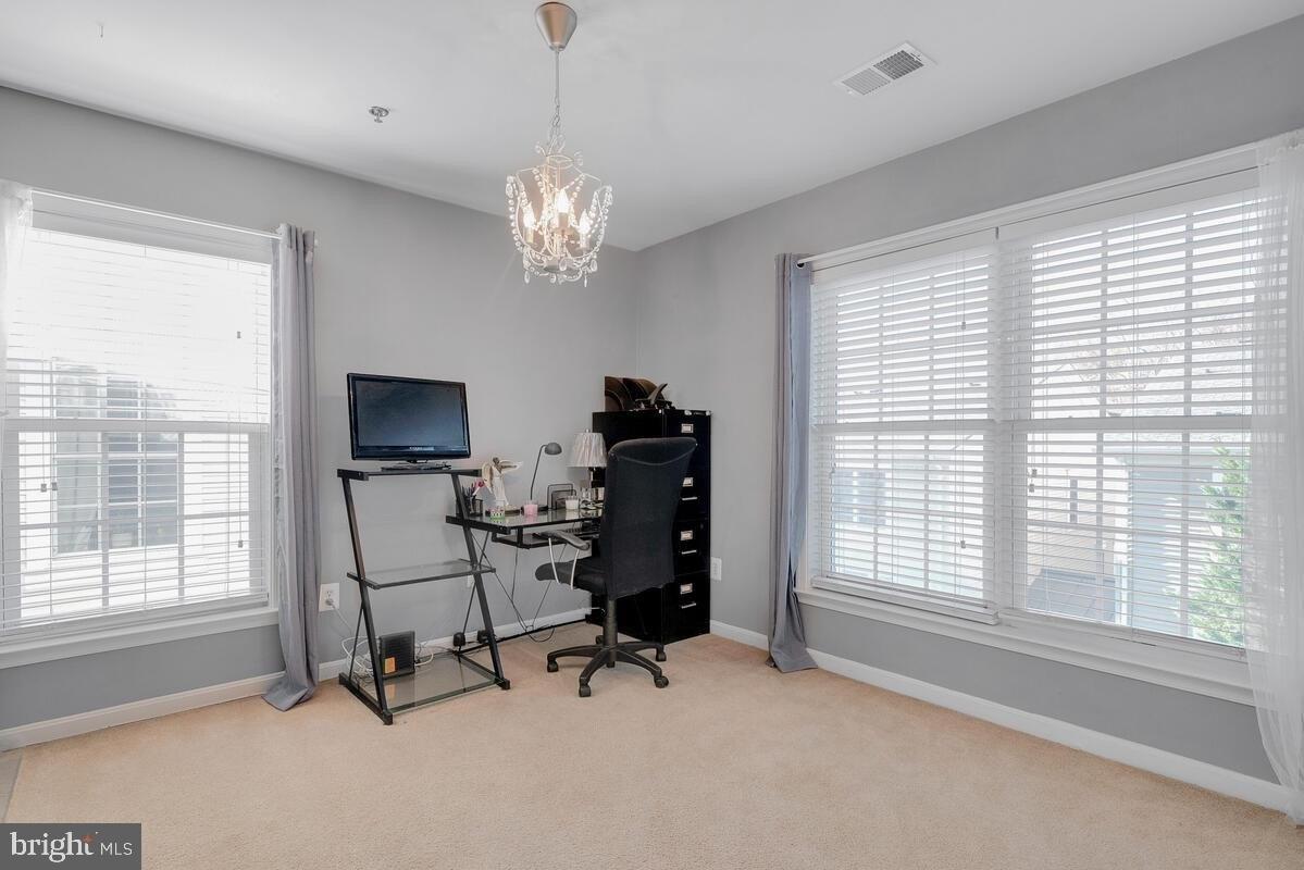 Mason Grove Ct, Alexandria, VA 22306