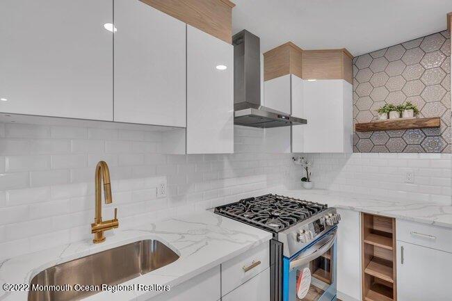 Allenhurst Ave, Neptune, NJ 07753