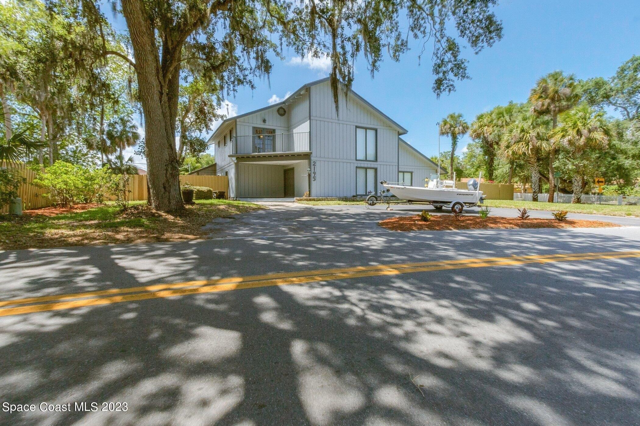 N Tropical Trl, Merritt Island, FL 32953
