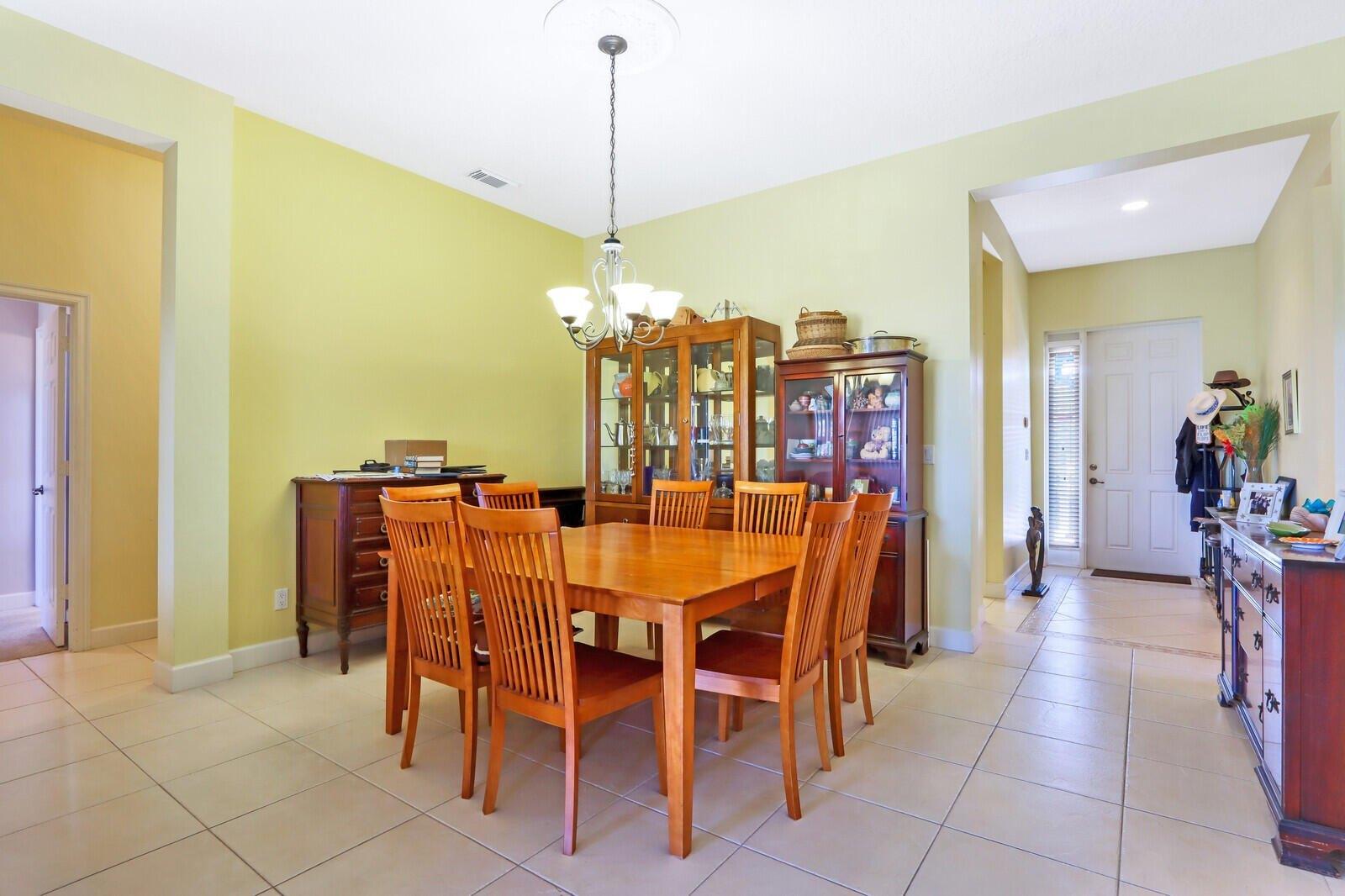 Ne Leaping Frog Way, Port Saint Lucie, FL 34983
