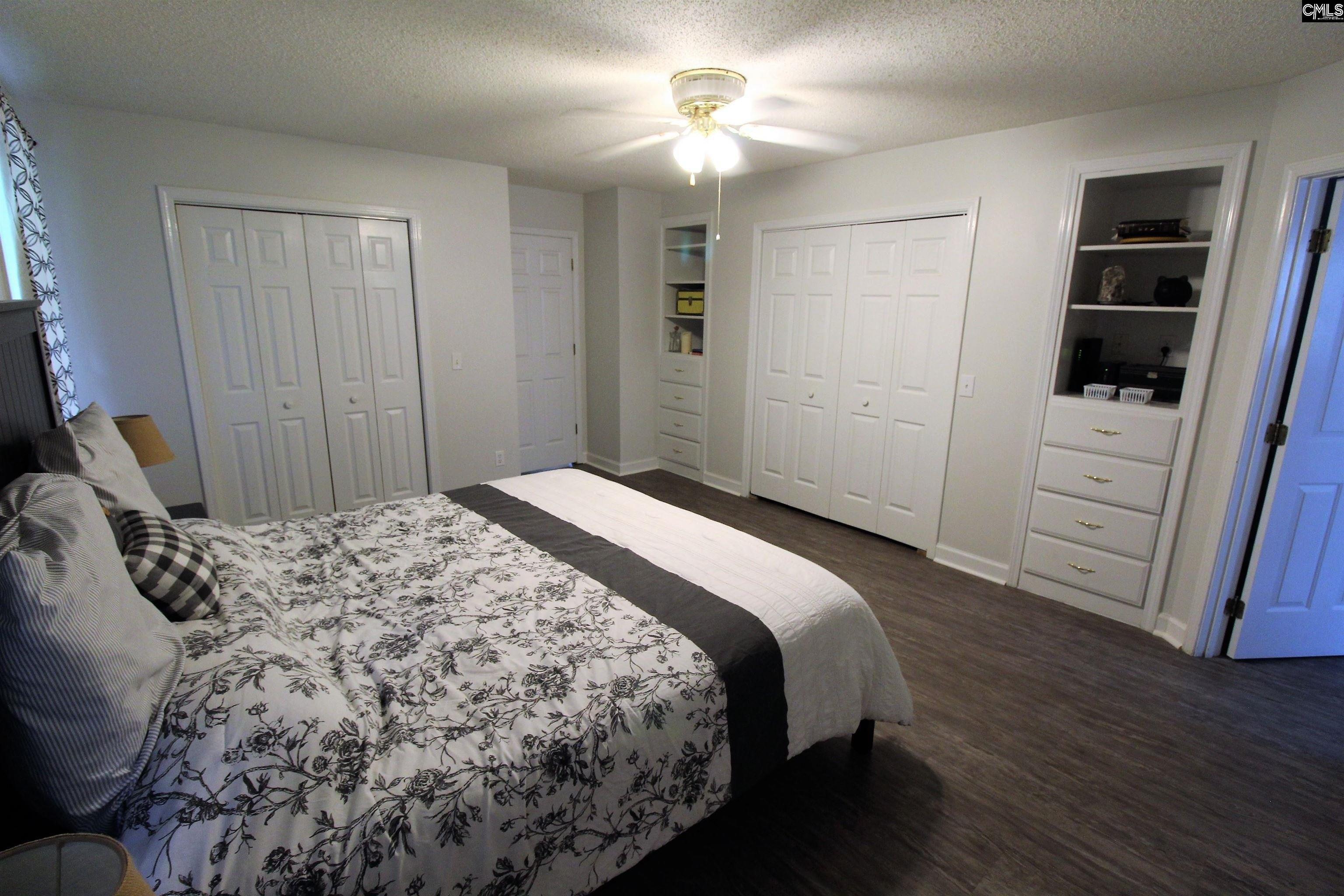 Summerwood Cir, West Columbia, SC 29170