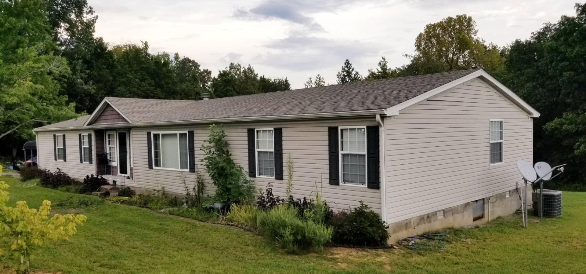 Robinson Ln, Greenville, KY 42345