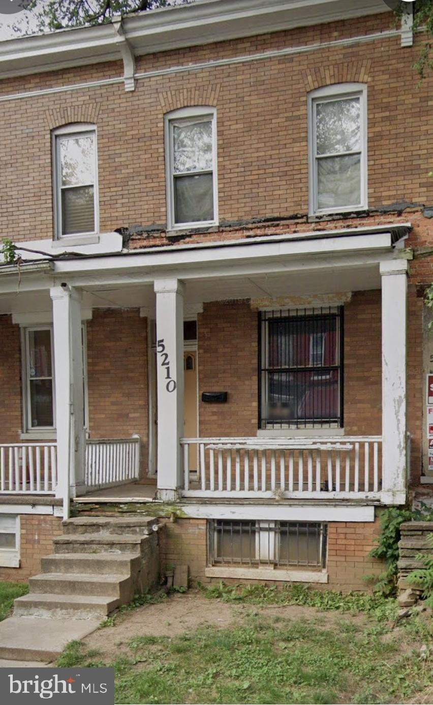 Saint Charles Ave, Baltimore, MD 21215