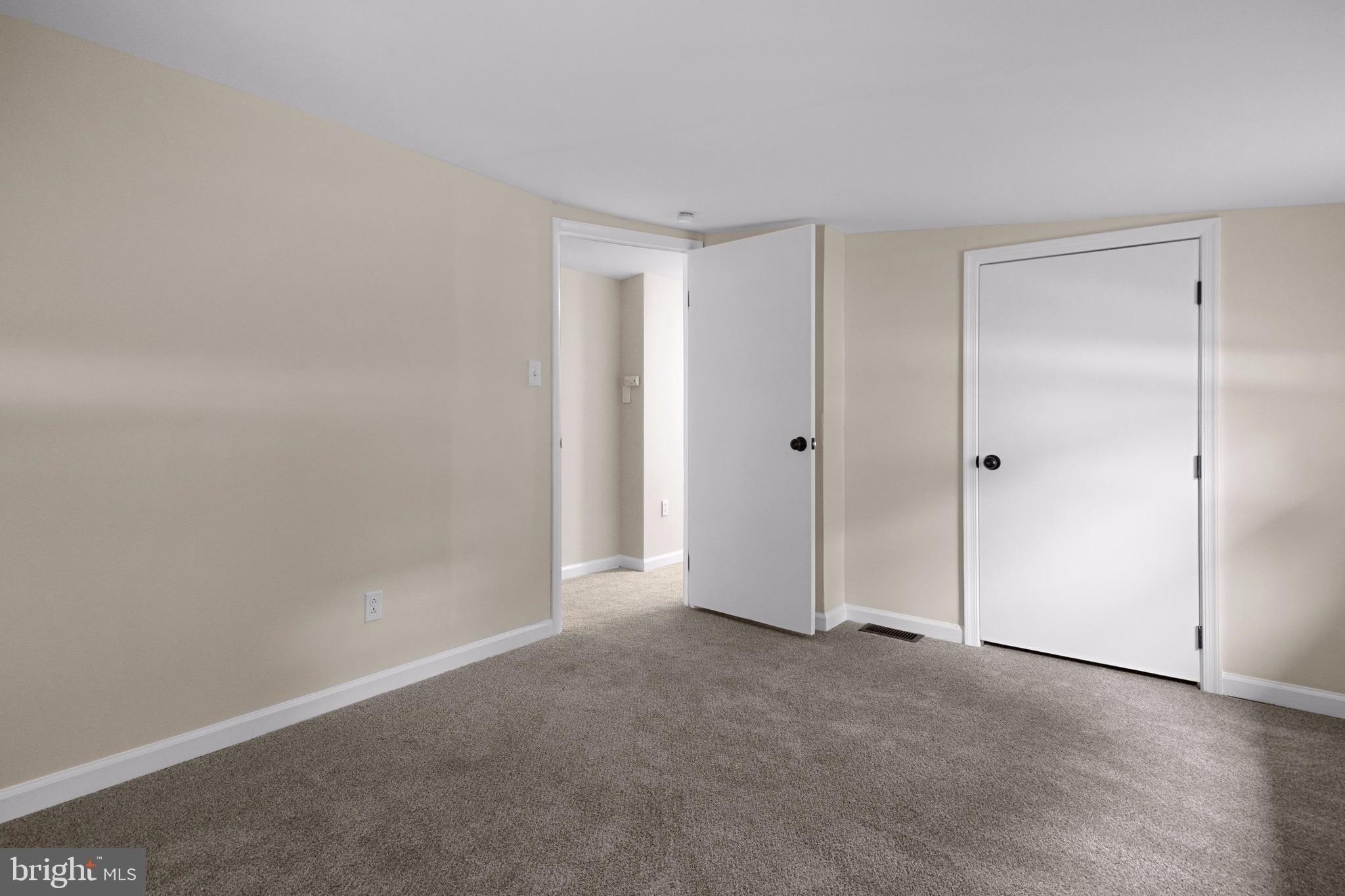 Fairview Ave, Langhorne, PA 19047