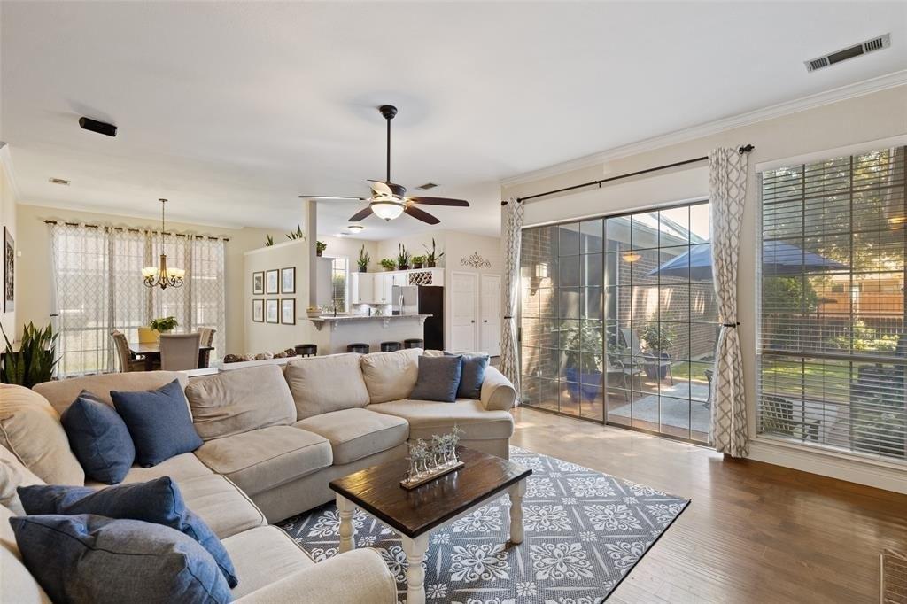 Allen Ln, Rowlett, TX 75088