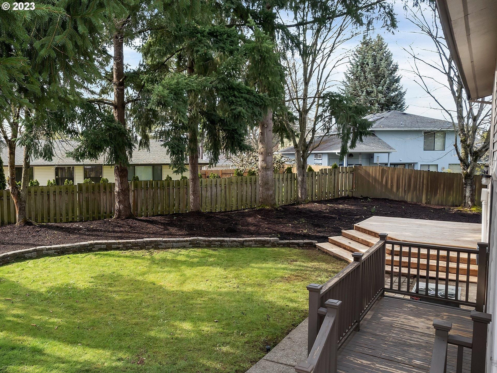 Ne Stile Dr, Hillsboro, OR 97124