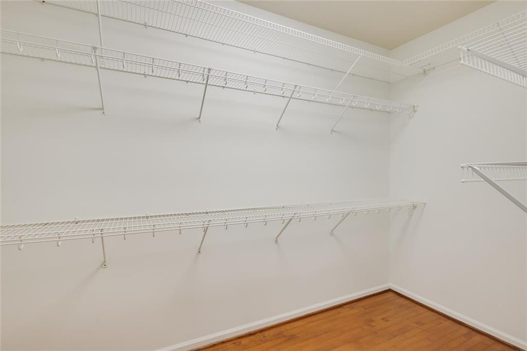 Ryefield Dr, Sandy Springs, GA 30350