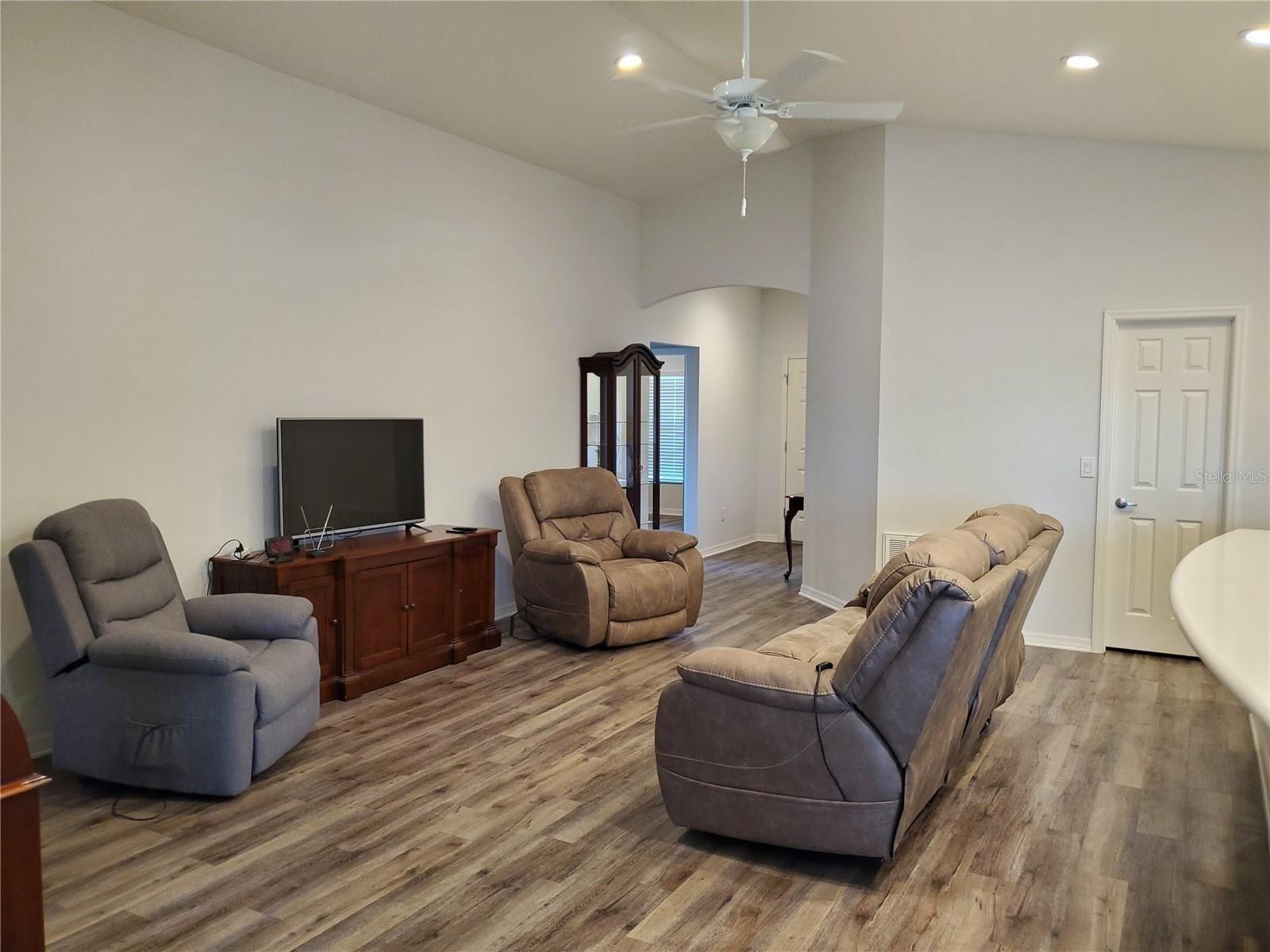 Sw 104th Loop, Ocala, FL 34476