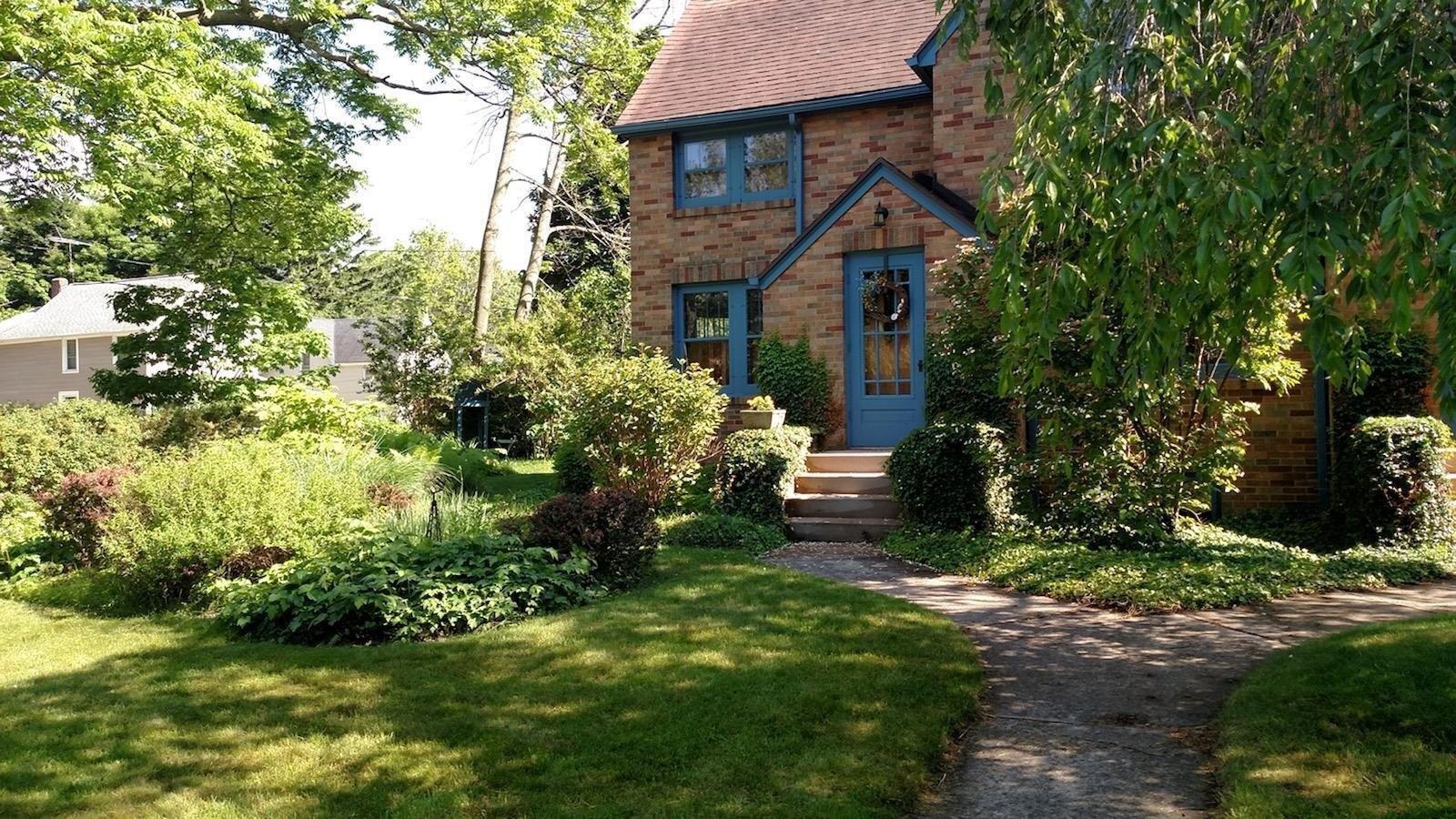 Van Buren St, South Haven, MI 49090