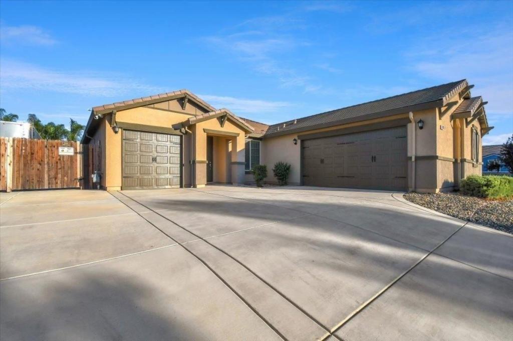 Roy Ranch Way, Plumas Lake, CA 95961