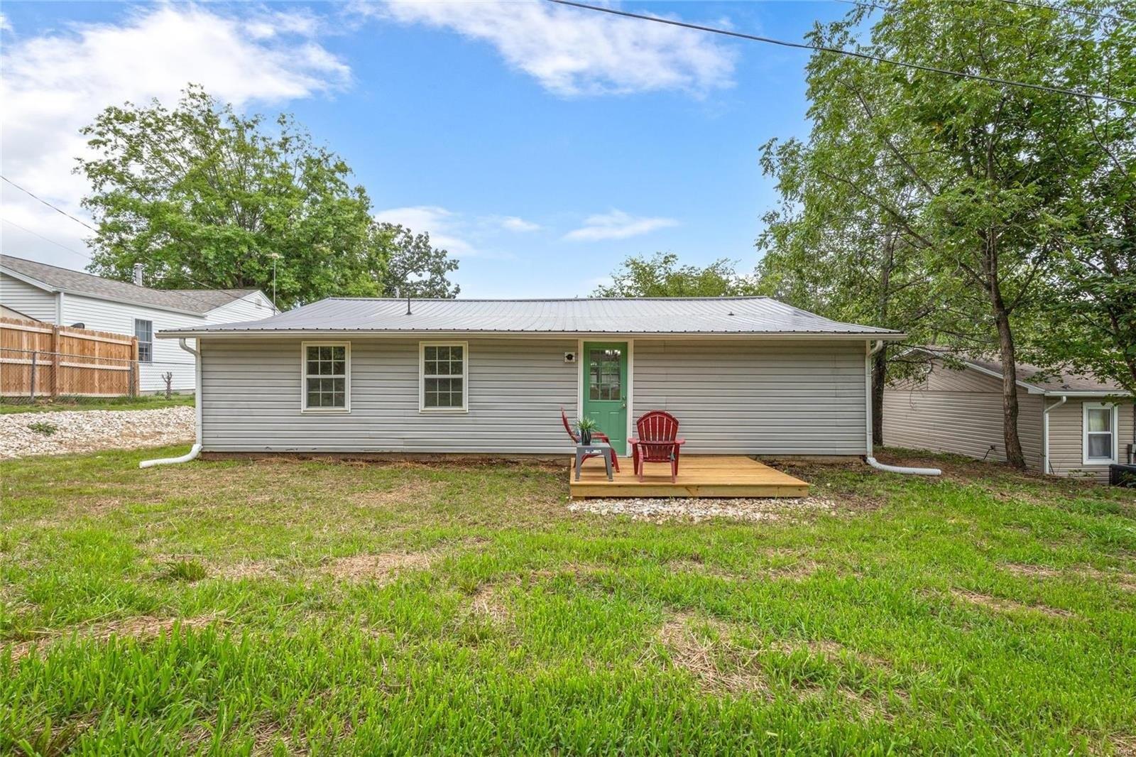 N Waller St, Crocker, MO 65452