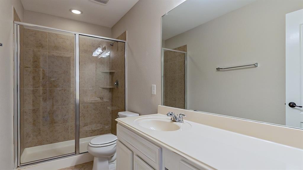 Jewelflower Dr, Desoto, TX 75115