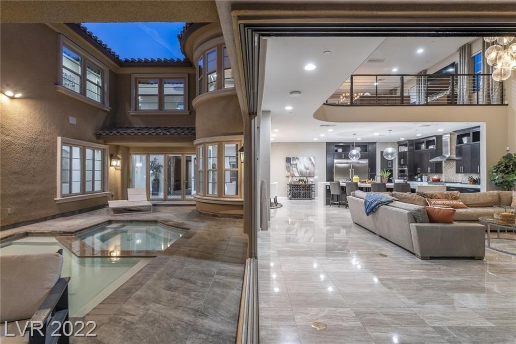 Olympia Chase Dr, Las Vegas, NV 89141