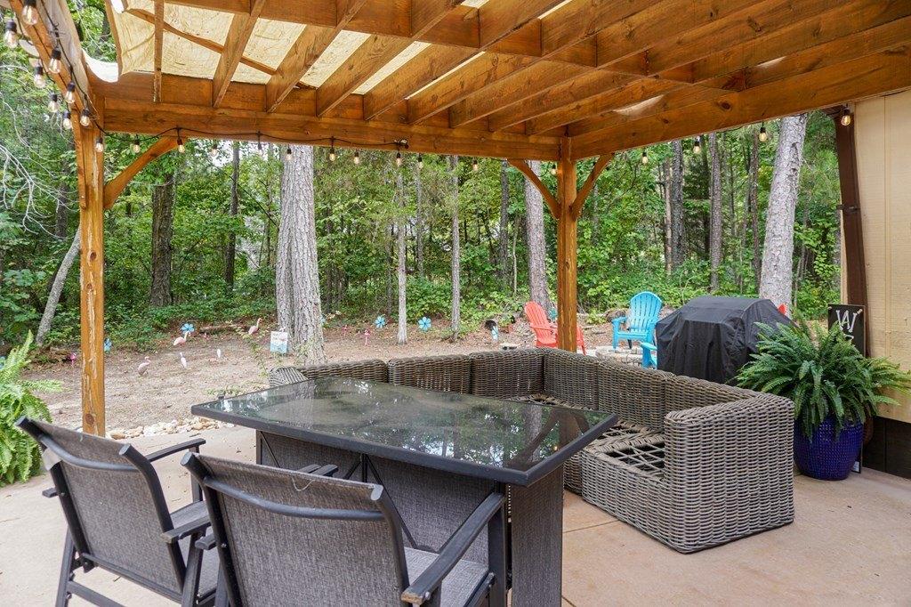 Cypress Ct, Villa Rica, GA 30180