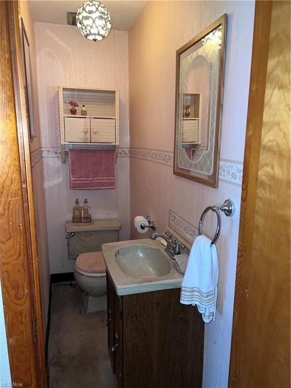Kings Dr, Steubenville, OH 43952