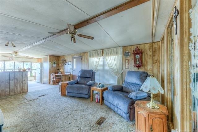 Pease Ln, Skiatook, OK 74070