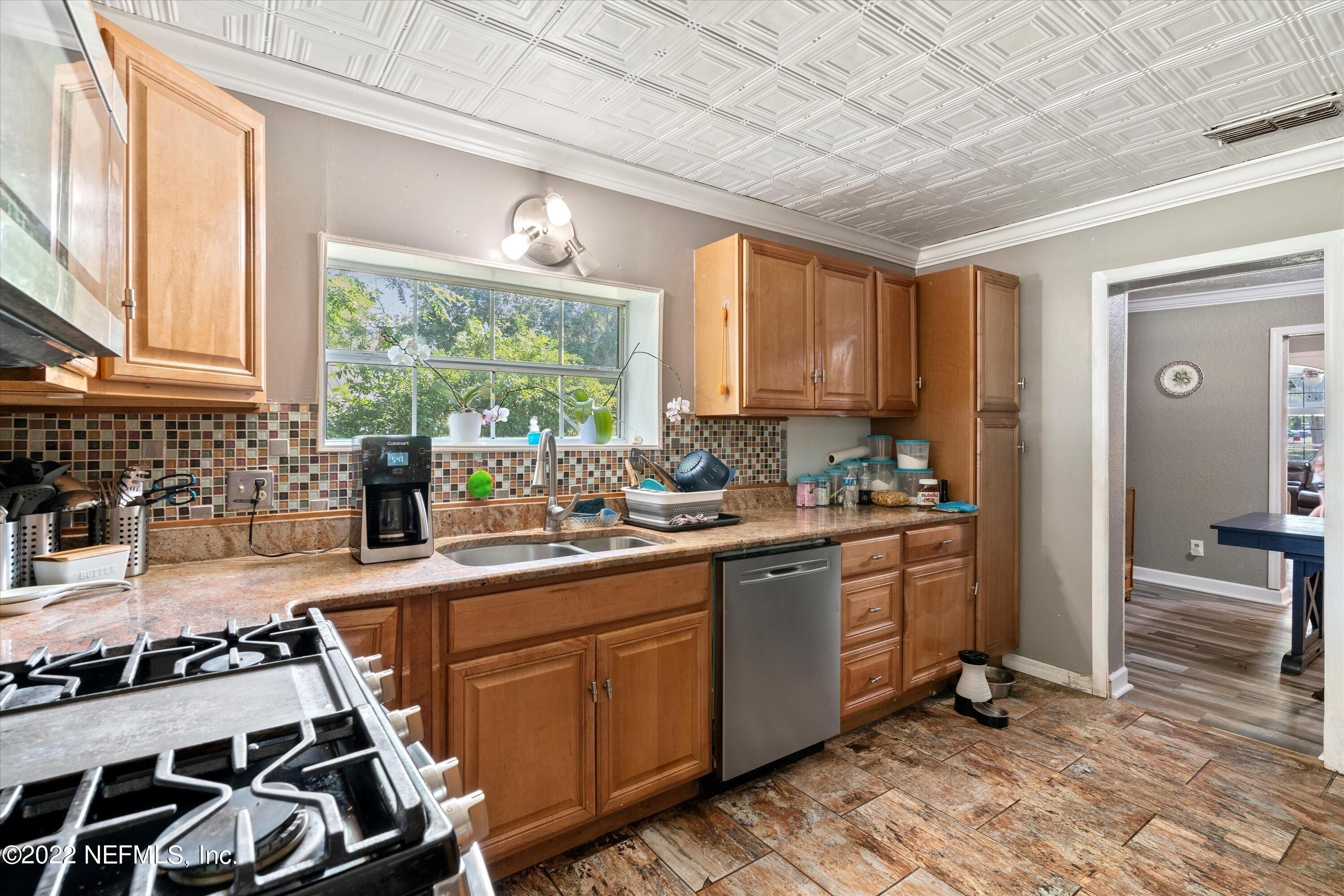 Gladwynne Rd, Jacksonville, FL 32218