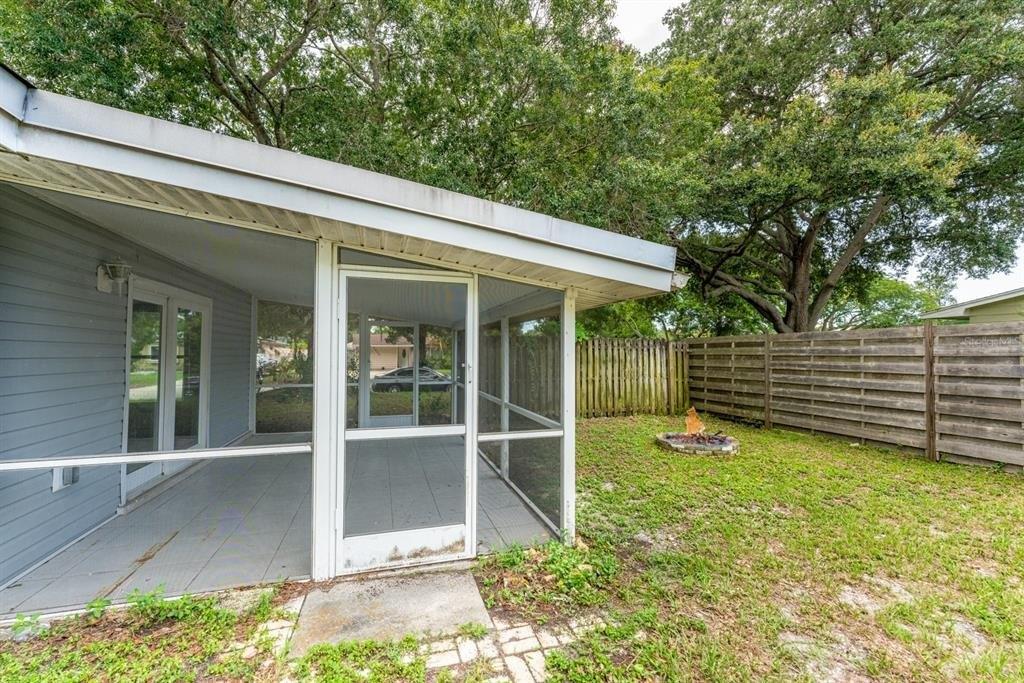 Michigan St, Sarasota, FL 34237