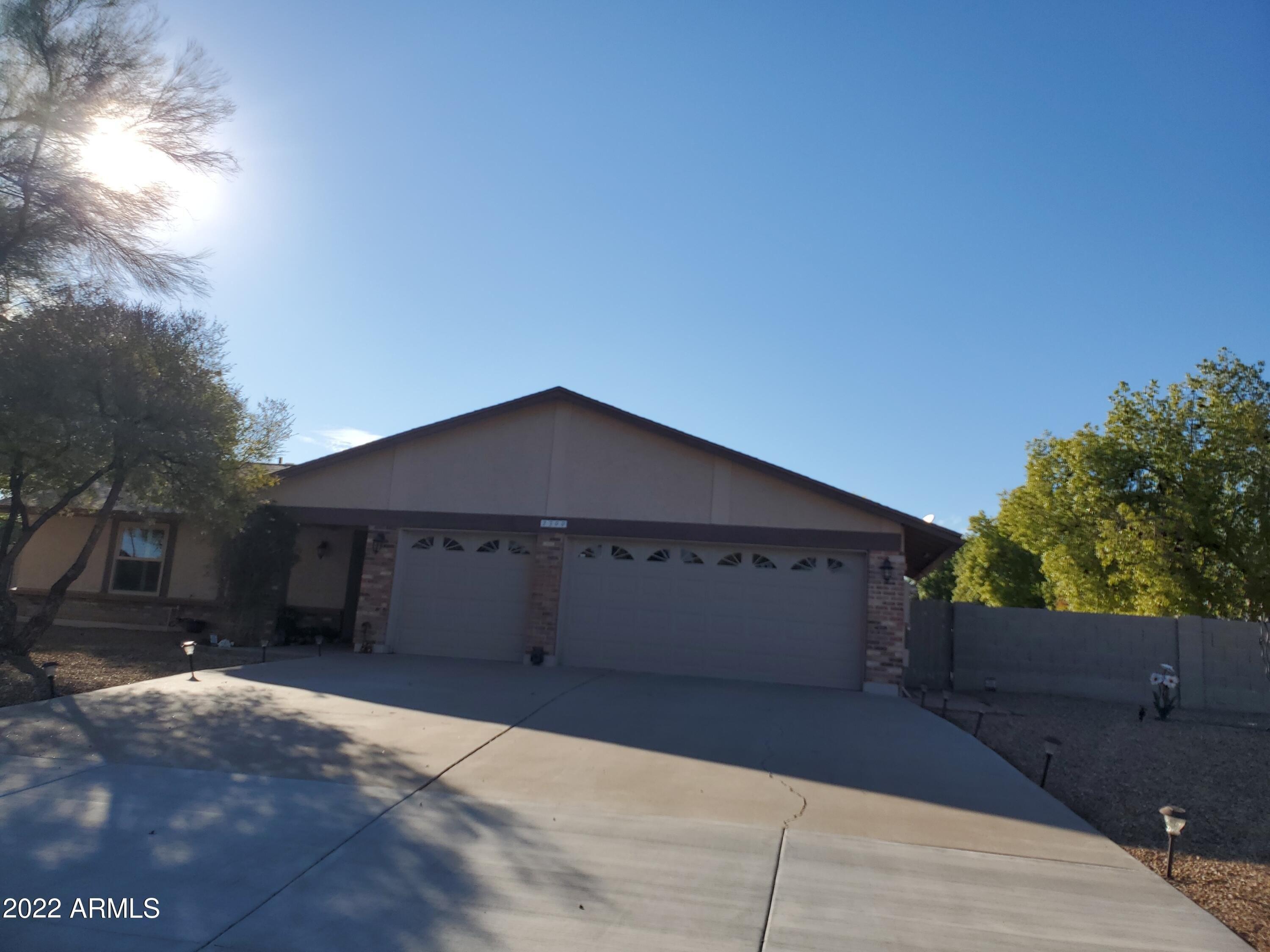 N Bullmoose Dr, Chandler, AZ 85224