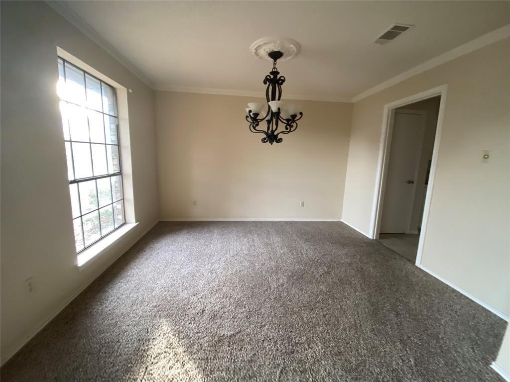 Clear Springs Dr, Desoto, TX 75115