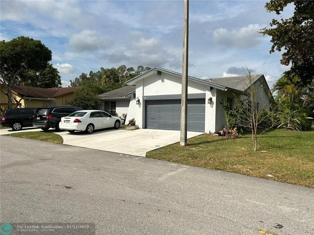 Bayberry Ln, Tamarac, FL 33319