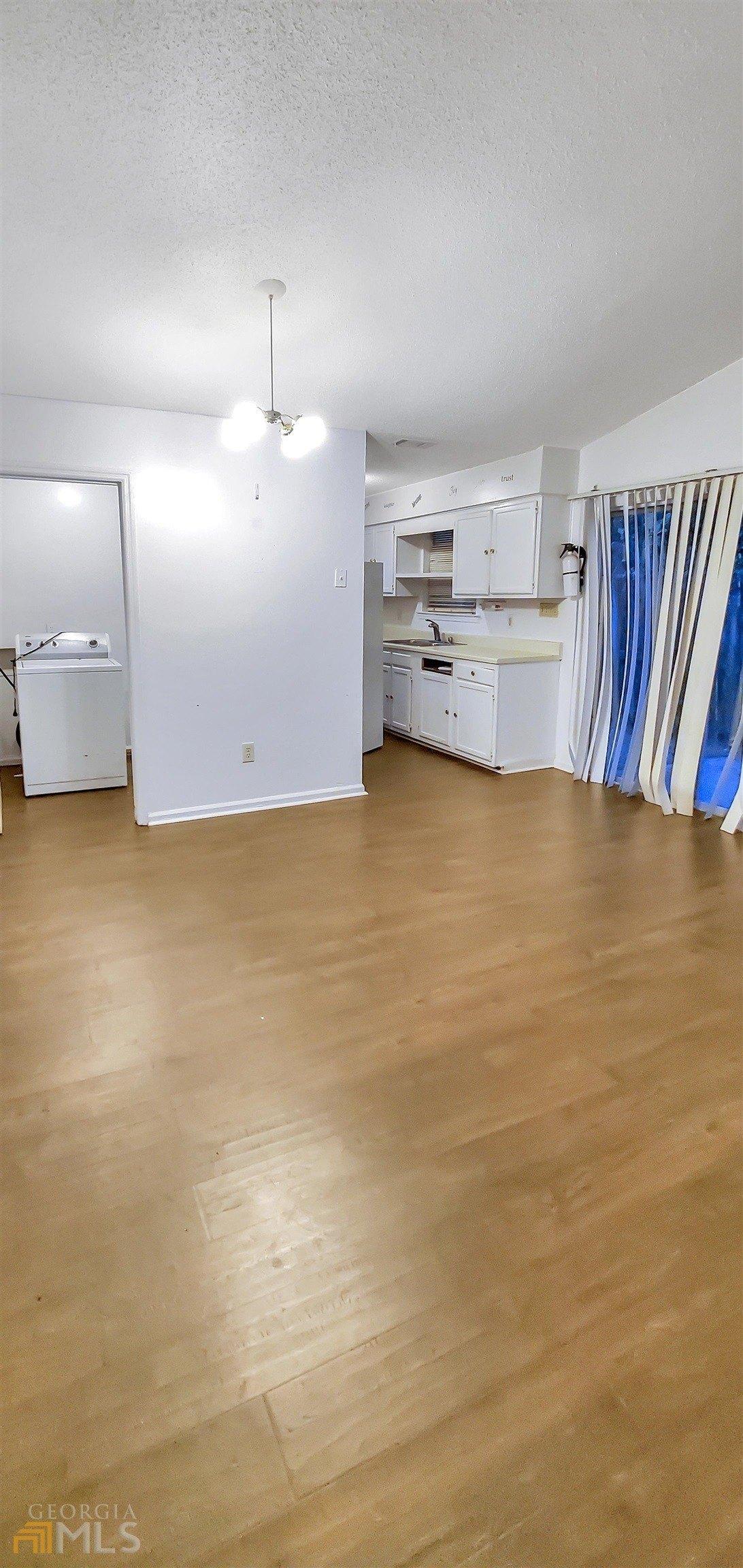 Lands End Cir, Savannah, GA 31406